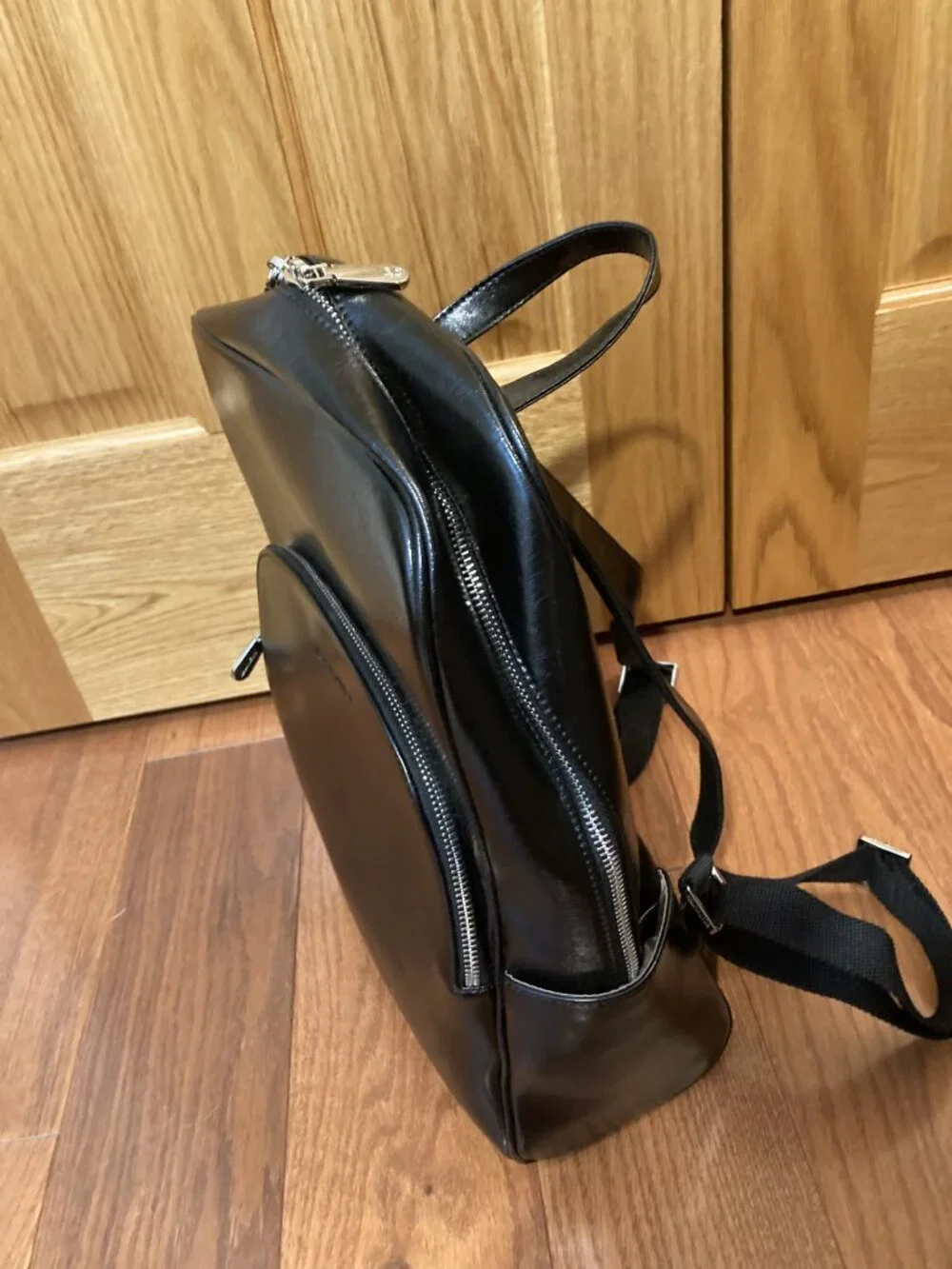 Bostanten genuine leather